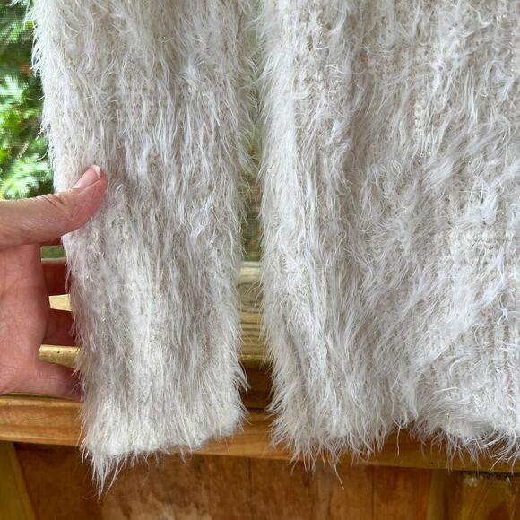 Gibson Latimer Women's White Open Knit Soft Fuzzy Long Sleeve Sweater Size S - Picture 4 of 7